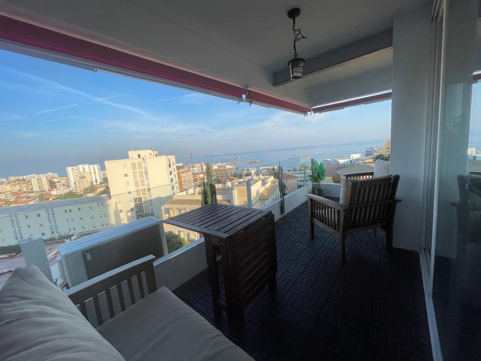 En Urbanización Con Fantásticas Vistas Apartamento Benalmádena